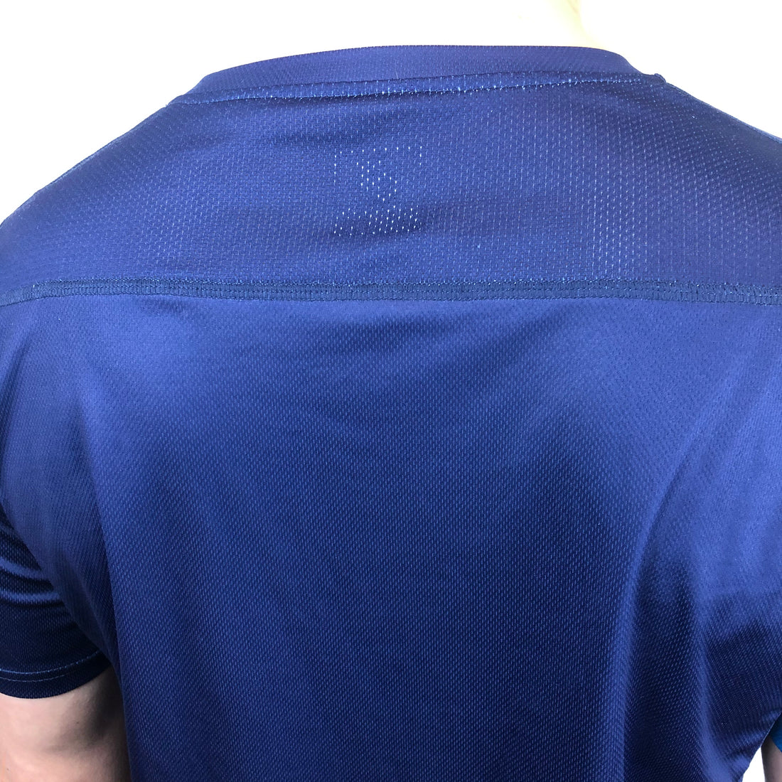 Apex Men's Run Top V-Neck
